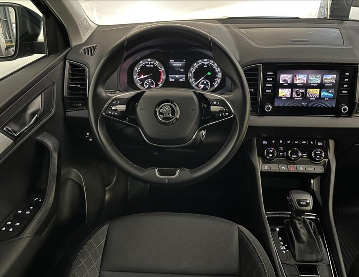 Škoda Karoq SUV / Terénní 1,5 l 110 kw