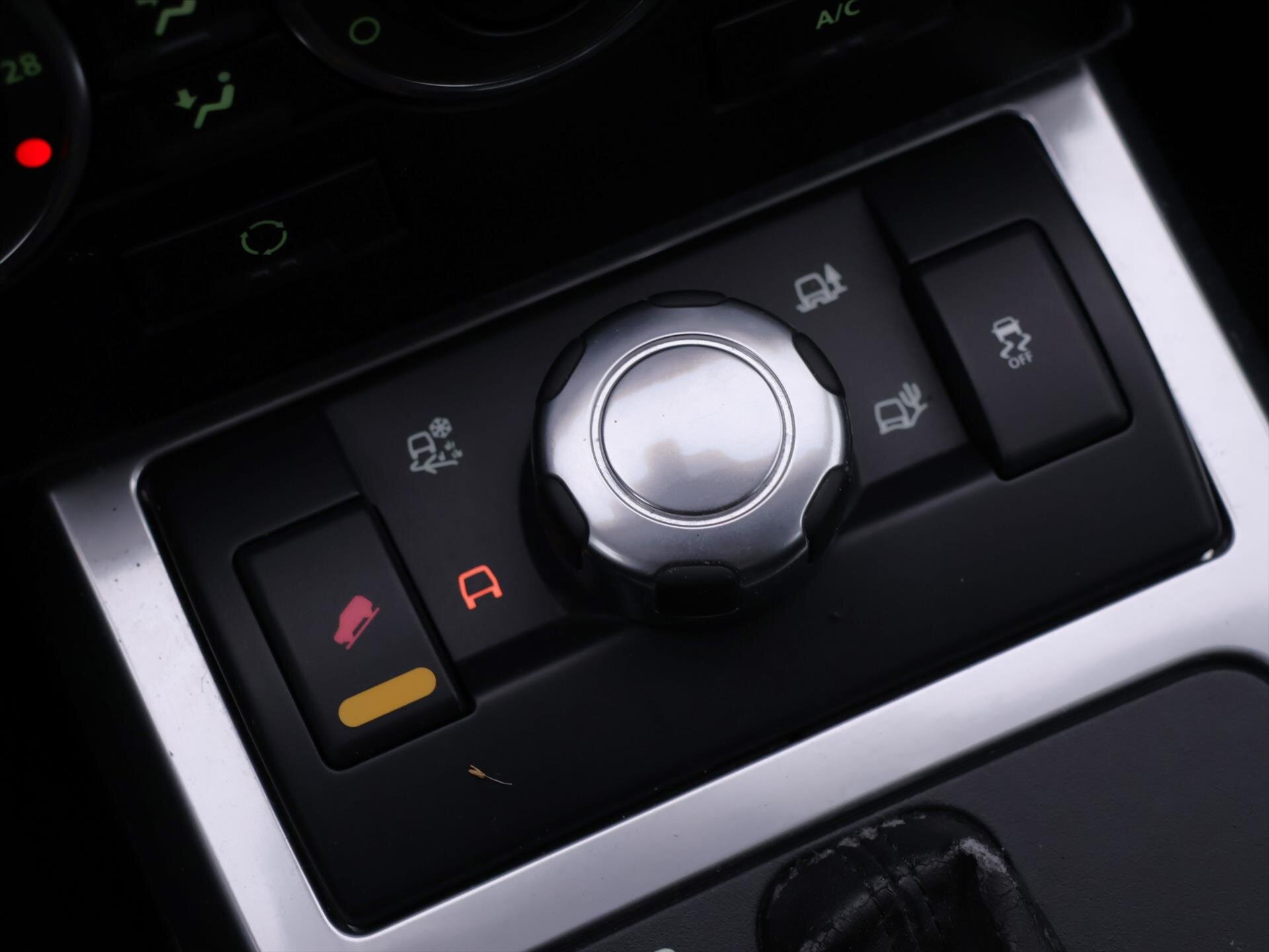 Land Rover Freelander SUV 2,2 l 140 kw