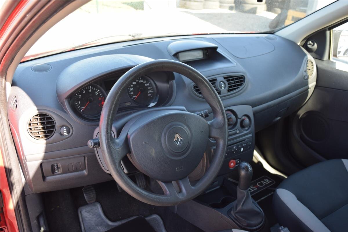 Renault Clio Kombi 1,1 l 74 kw