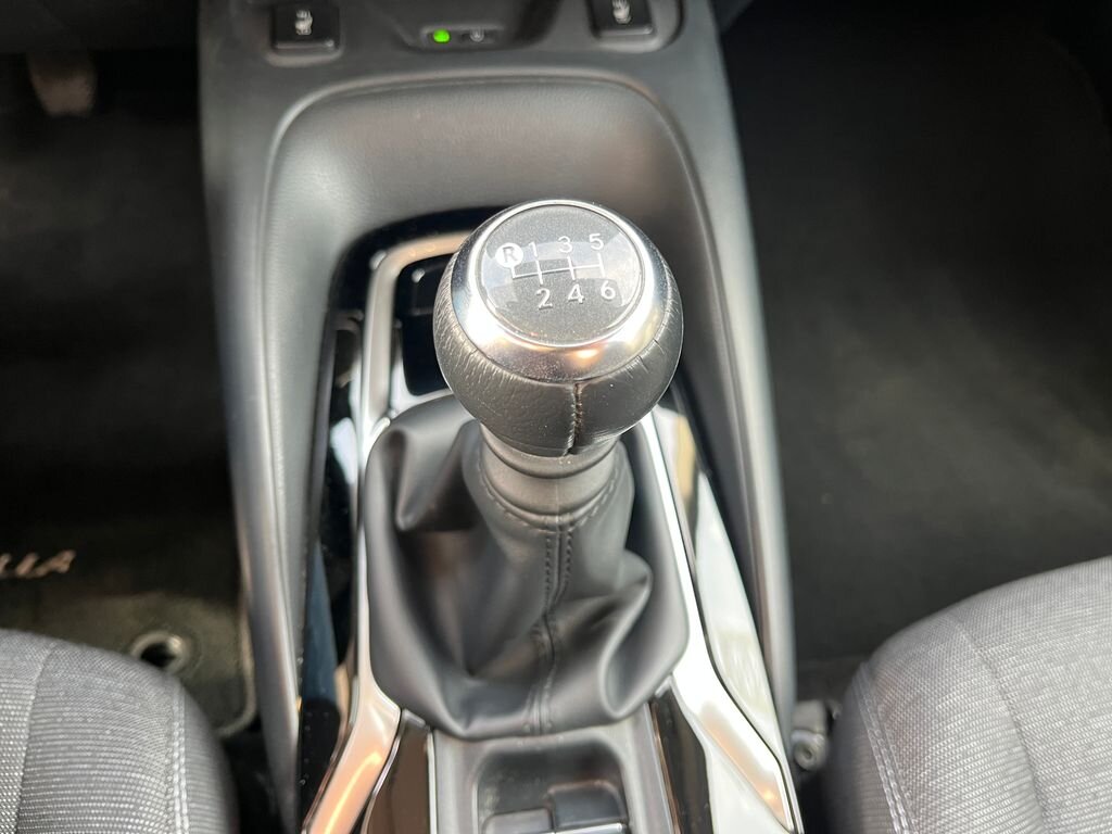 Toyota Corolla Sedan 1,5 l 92 kw