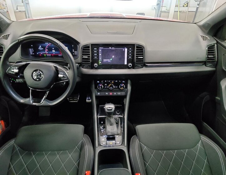 Škoda Karoq SUV 1,5 l 110 kw