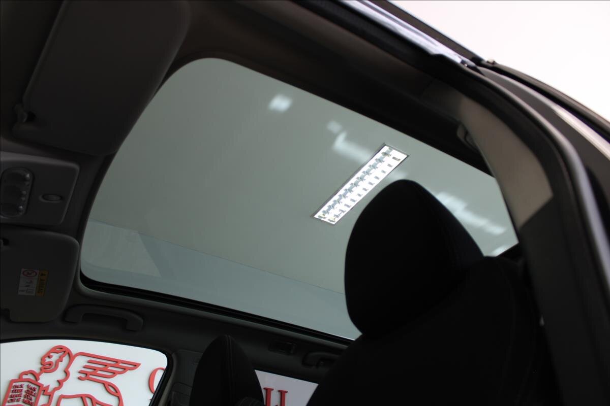 Nissan Qashqai SUV / Terénní 1,6 l 96 kw