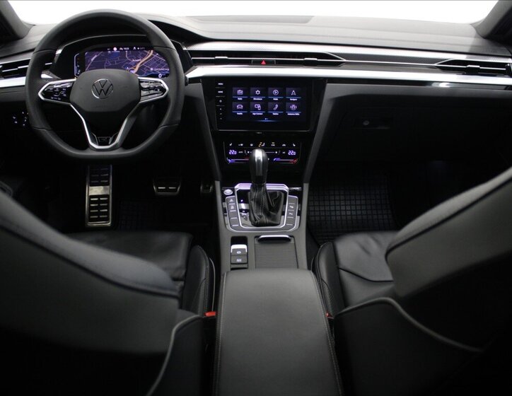 Volkswagen Arteon Liftback 2,0 l 206 kw