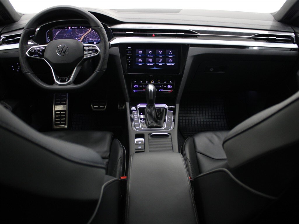Volkswagen Arteon Liftback 2,0 l 206 kw