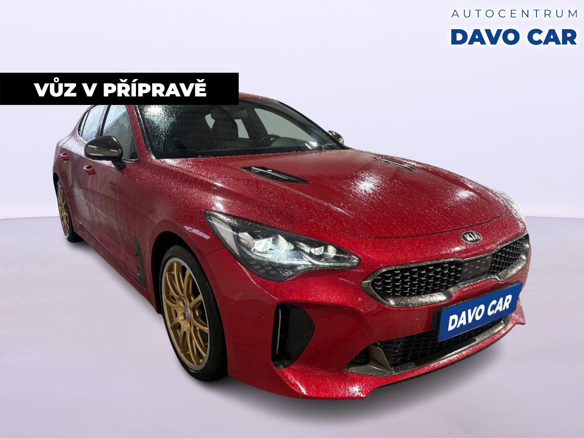 KIA Stinger Hatchback 3,3 l 269 kw