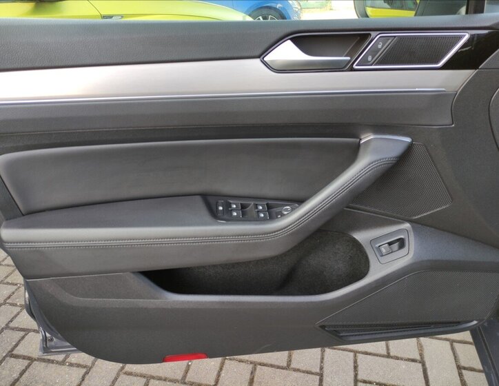 Volkswagen Passat Kombi 2,0 l 110 kw