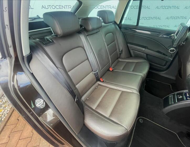 Škoda Superb 24