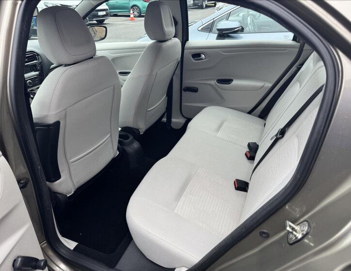 Peugeot 301 Sedan / Limuzína 1,6 l 85 kw