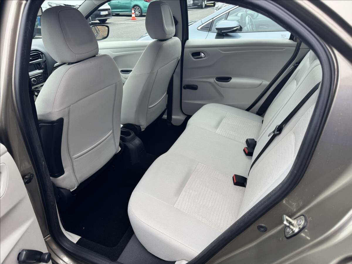 Peugeot 301 Sedan / Limuzína 1,6 l 85 kw