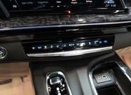 Cadillac Escalade 29