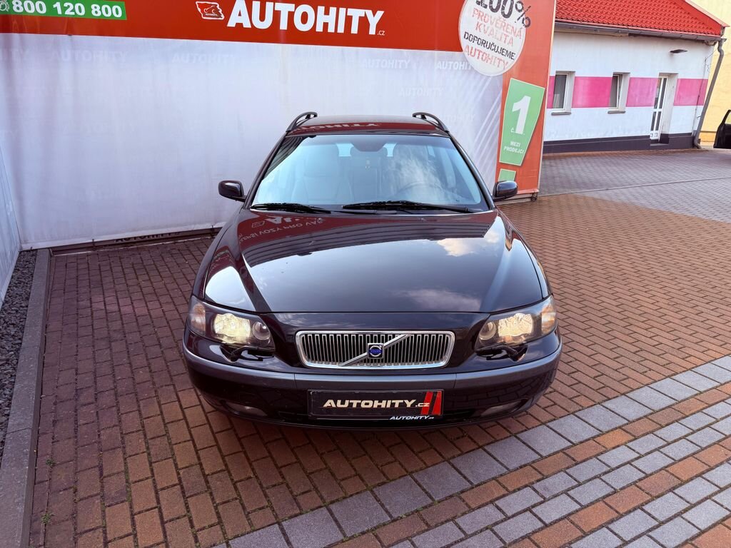 Volvo V70 Kombi 2,4 l 120 kw