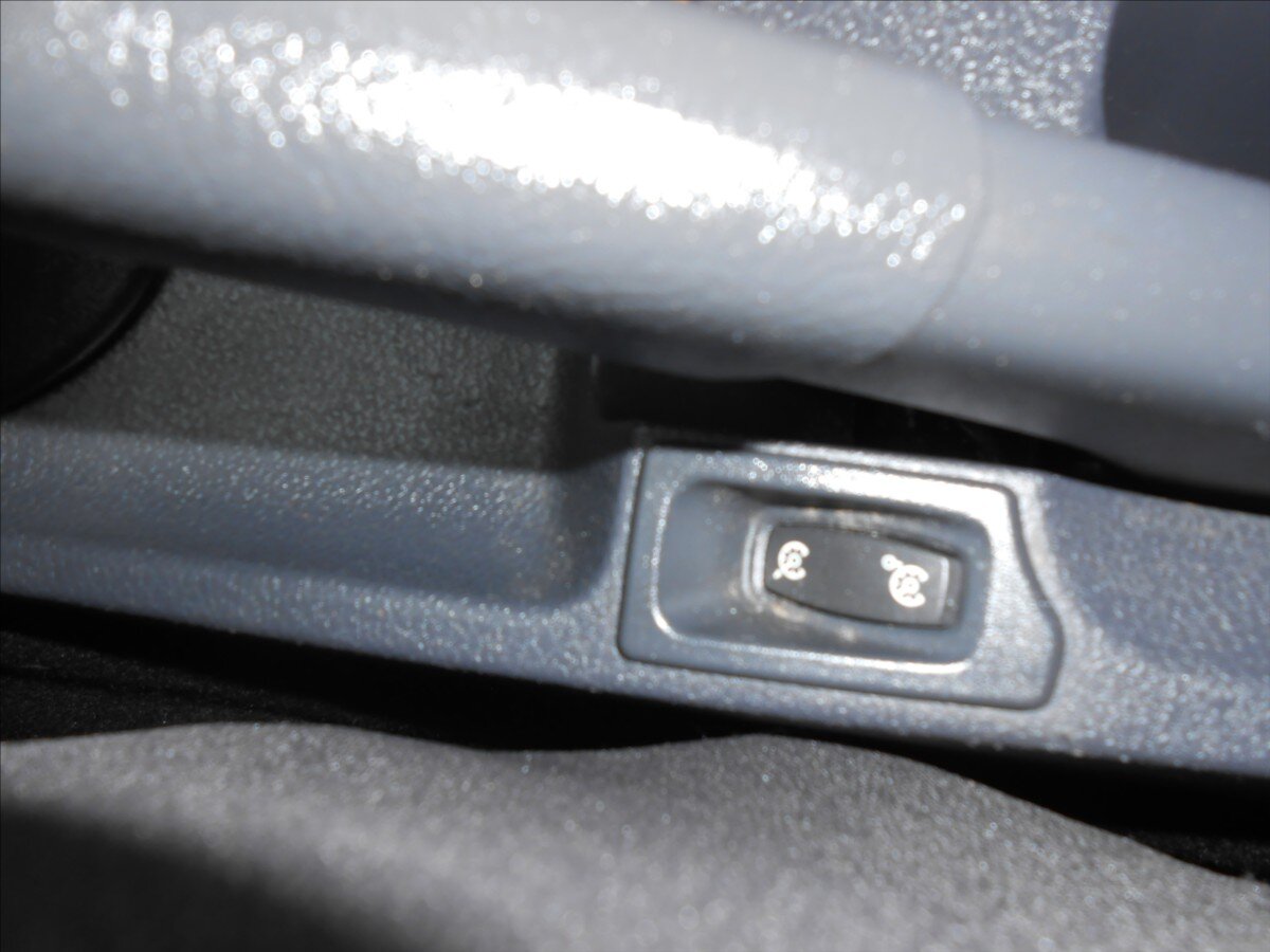 Renault Modus Hatchback 1,1 l 55 kw