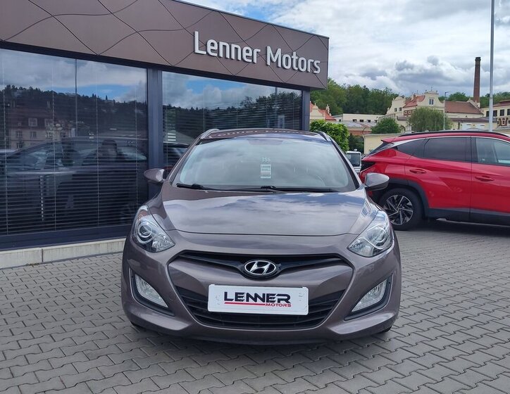 Hyundai i30 Kombi 1,6 l 88 kw
