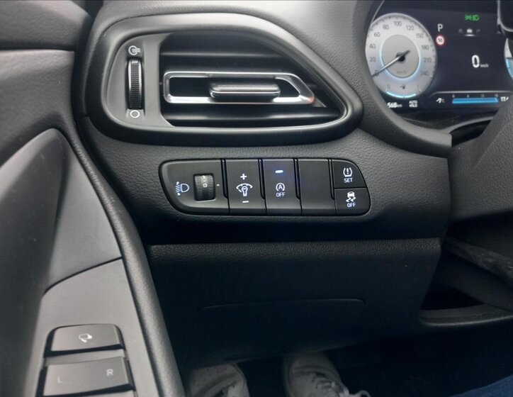 Hyundai i30 Kombi 998,0 73 kw