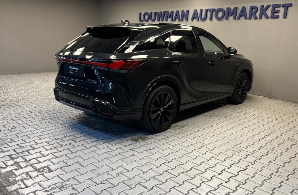Lexus RX 500h SUV 2,4 l 273 kw