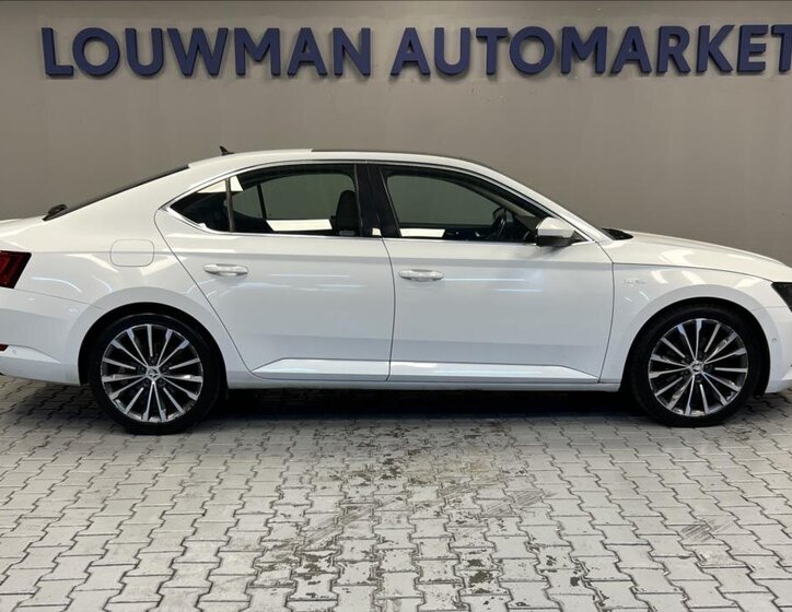Škoda Superb 19