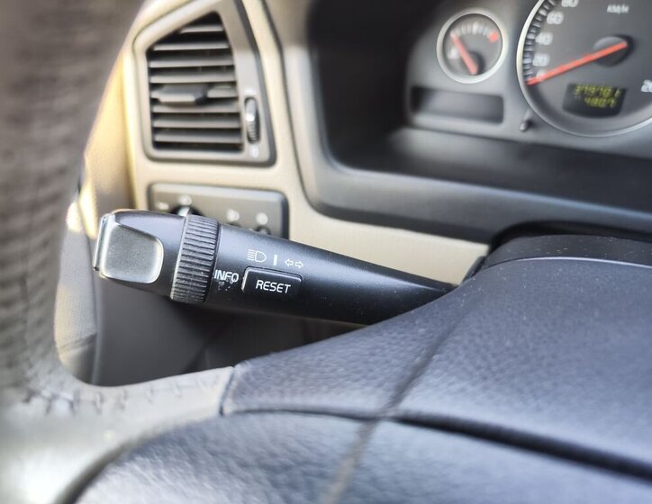 Volvo XC70 Kombi 2,4 l 120 kw