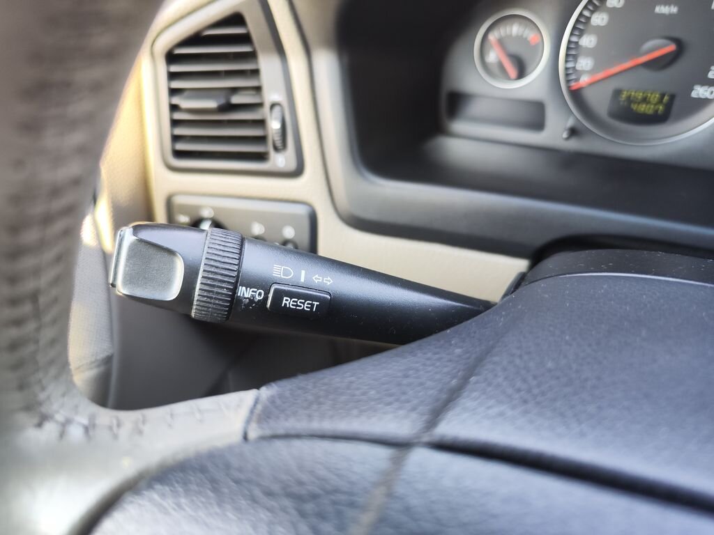 Volvo XC70 Kombi 2,4 l 120 kw