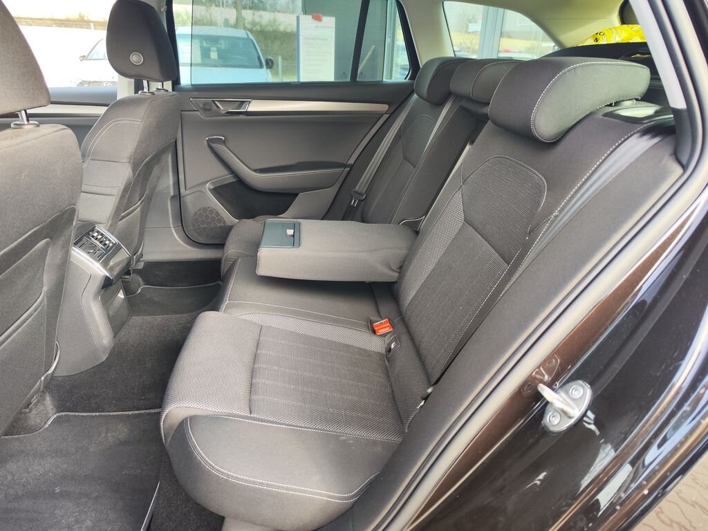 Škoda Superb Kombi 2,0 l 110 kw