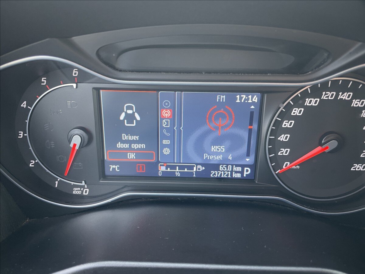 Ford Mondeo Kombi 2,2 l 147 kw