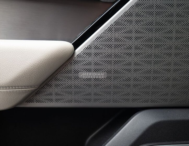 Land Rover Range Rover Velar SUV 3,0 l 221 kw