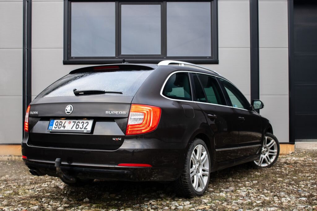 Škoda Superb