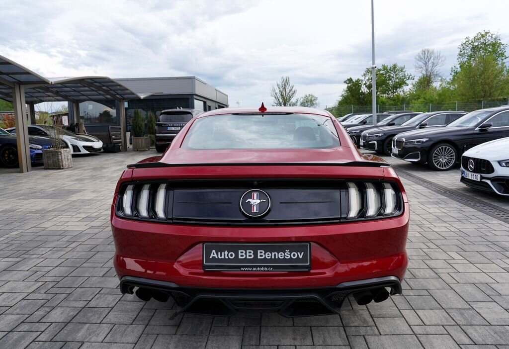 Ford Mustang Kupé 2,3 l 265 kw
