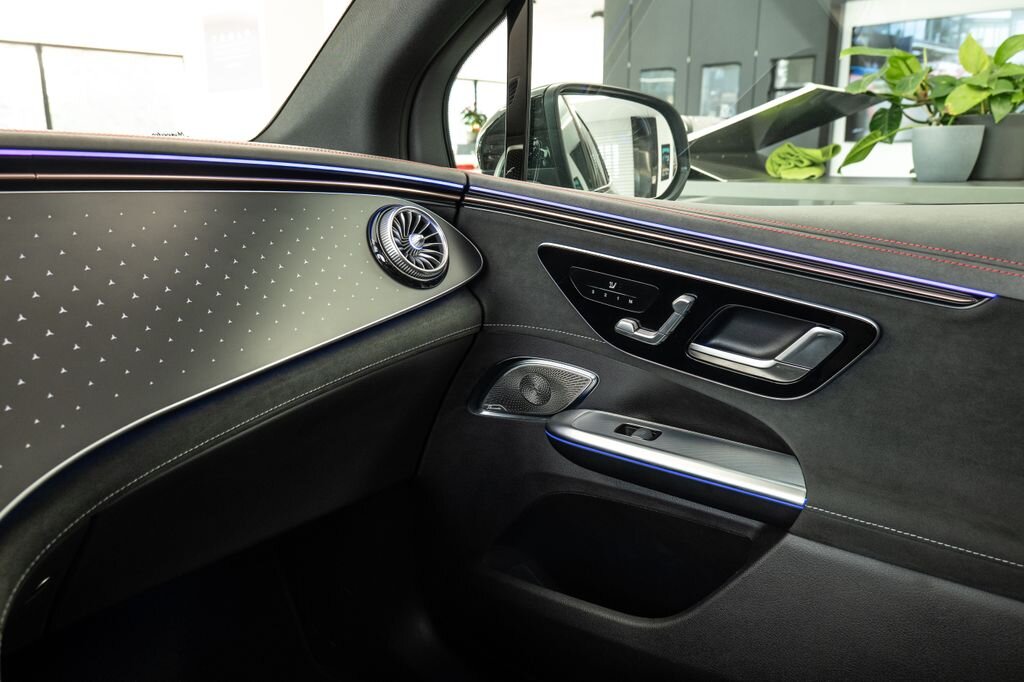 Mercedes-Benz EQE SUV 0,0 215 kw