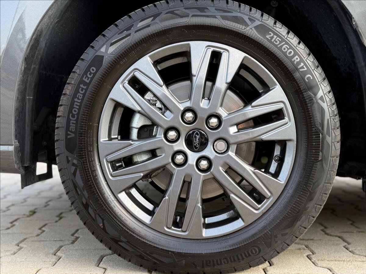 Ford Tourneo Custom Kombi 2,0 l 125 kw