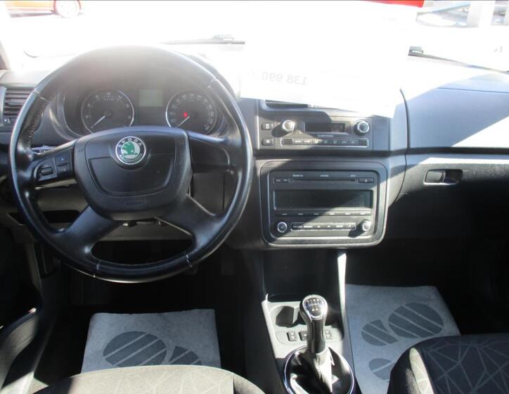 Škoda Fabia 16