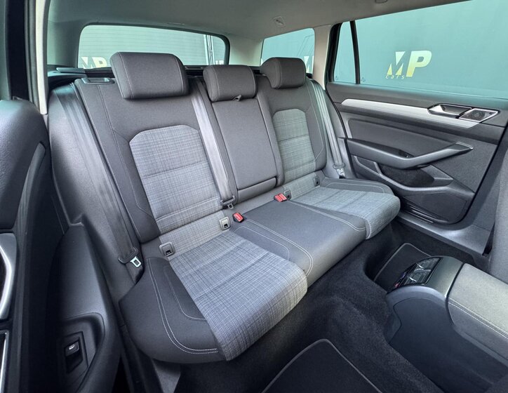 Volkswagen Passat Kombi 2,0 l 110 kw