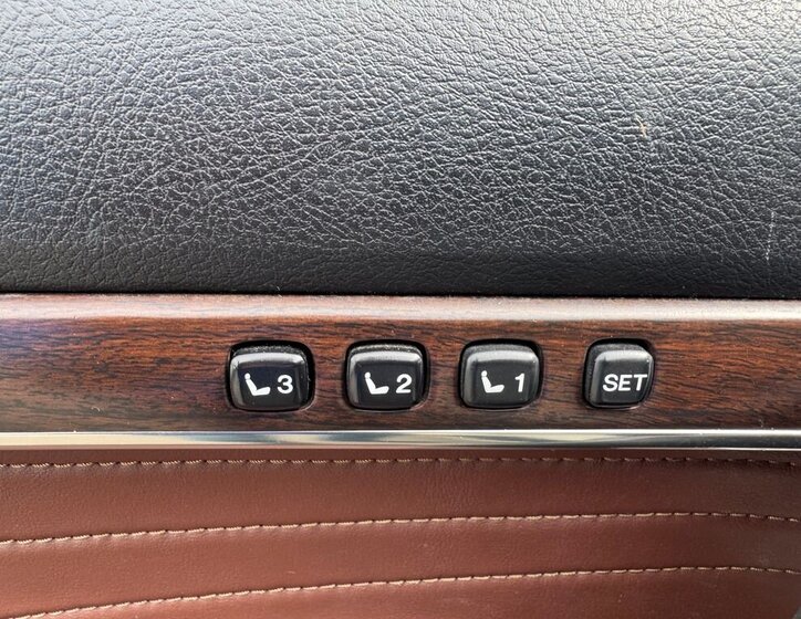 Toyota Land Cruiser SUV / Terénní 4,5 l 186 kw