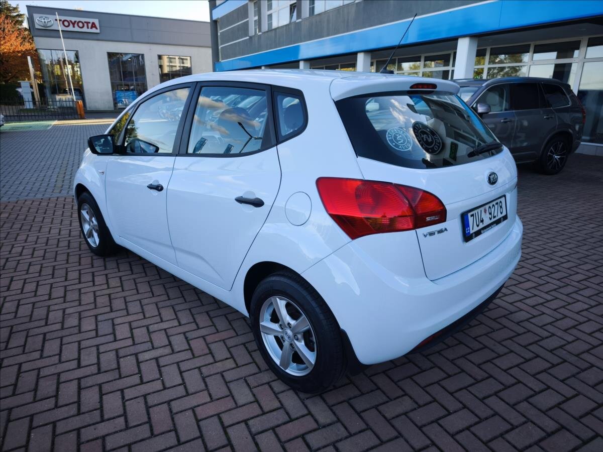KIA Venga Hatchback 1,4 l 66 kw
