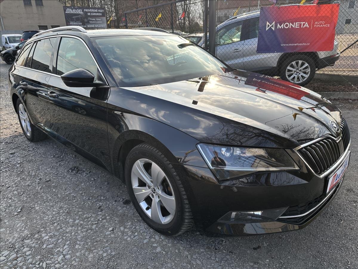 Škoda Superb Kombi 2,0 l 140 kw