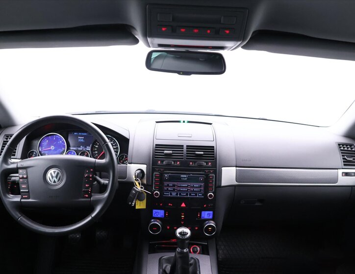 Volkswagen Touareg SUV / Terénní 3,0 l 176 kw