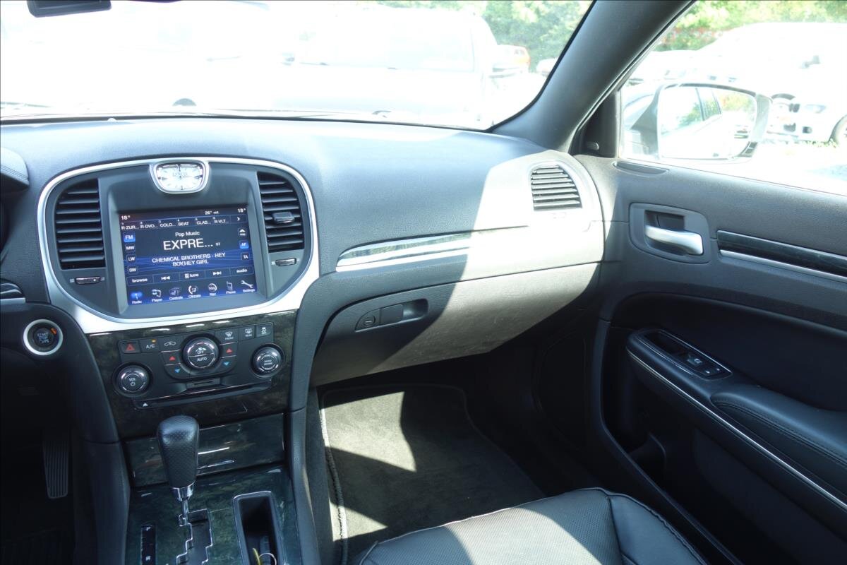 Lancia Thema Sedan / Limuzína 3,0 l 140 kw