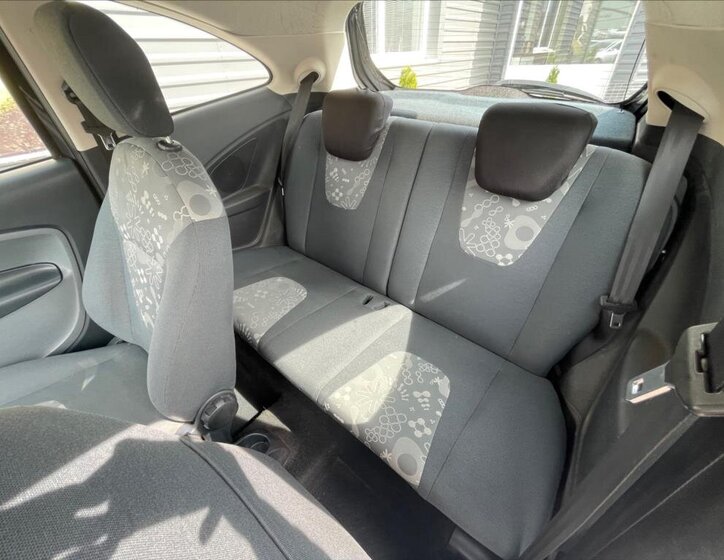 Ford Ka Hatchback 1,2 l 51 kw