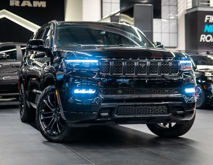 Jeep Grand Wagoneer SUV / Terénní 6,4 l 351 kw