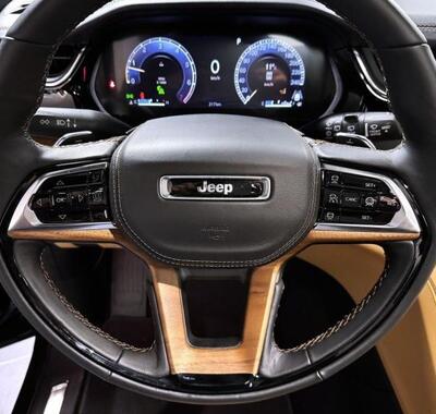 Jeep Grand Cherokee 21