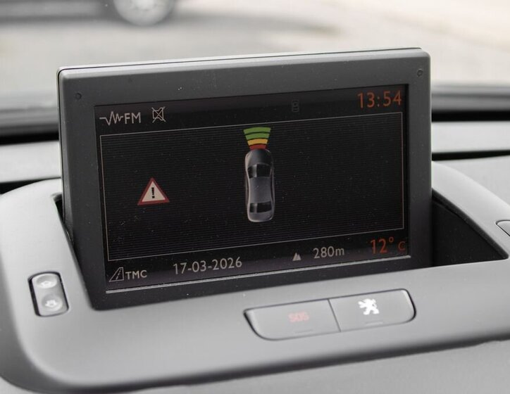 Peugeot 5008 SUV / Terénní 2,0 l 110 kw