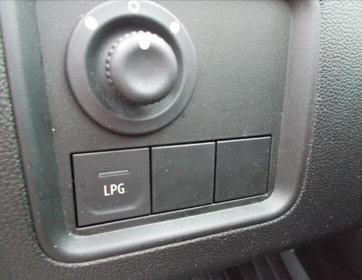 Dacia Duster SUV 999,0 67 kw