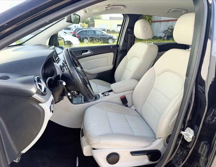 Mercedes-Benz Třídy B Kombi 2,0 l 115 kw