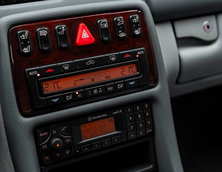 Mercedes-Benz CLK Kupé 4,3 l 205 kw