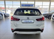 BMW X1 Kombi 1,5 l 103 kw