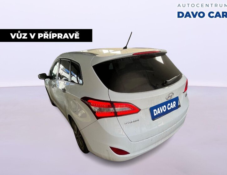 Hyundai i30 Kombi 1,6 l 99 kw