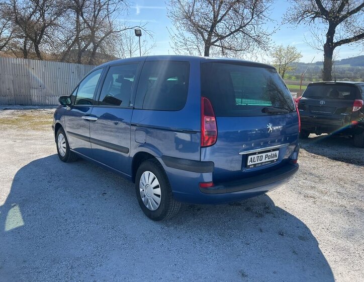 Peugeot 807 MPV 2,0 l 100 kw