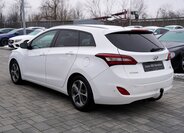 Hyundai i30 Kombi 1,6 l 99 kw