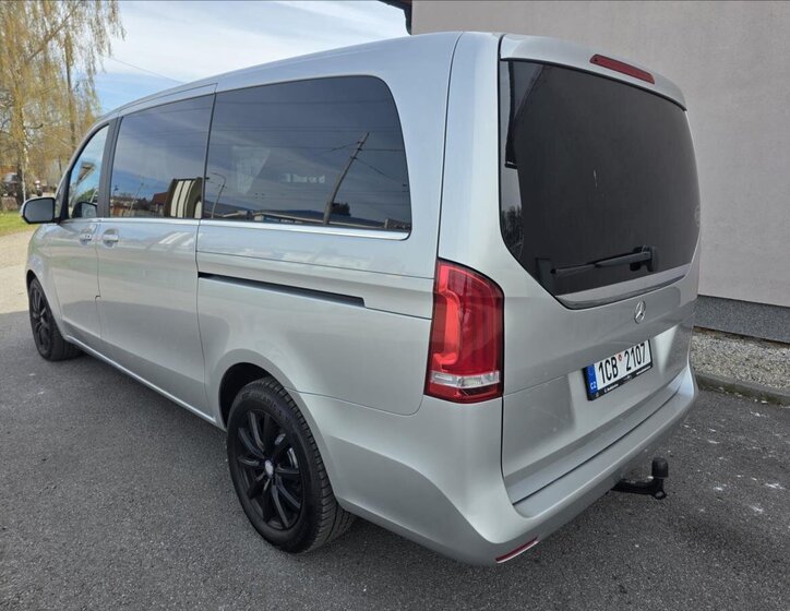 Mercedes-Benz Třídy V Kombi 2,1 l 140 kw
