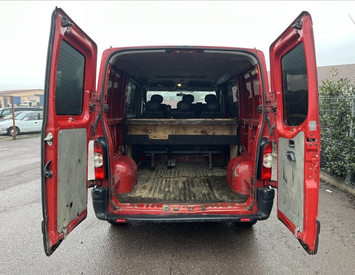 Renault Master Skříň 2,5 l 74 kw