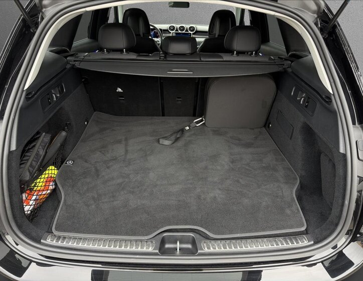 Mercedes-Benz GLC SUV / Terénní 2,0 l 150 kw